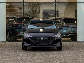 2020 Hyundai Solaris II Рестайлинг, чёрный, 1395000 рублей, вид 2