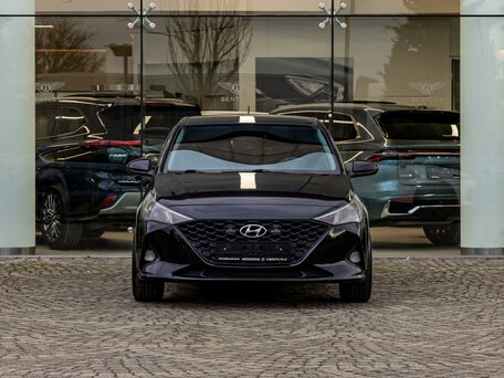 2021 Hyundai Solaris II Рестайлинг, чёрный, 1395000 рублей, вид 2