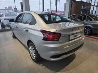 2026 Lada (ВАЗ) Iskra, серебристый, 1367000 рублей, вид 2