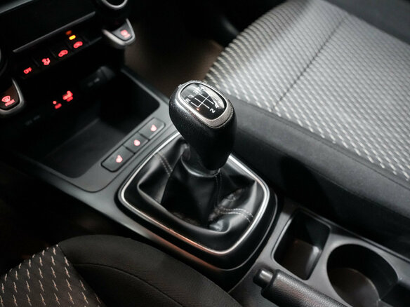 2018 Kia Rio IV, синий, 911000 рублей - вид 15