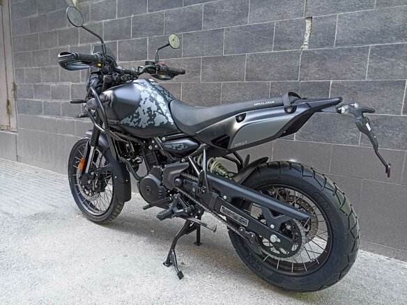 2026 Royal Enfield Himalayan, чёрный, 620000 рублей - вид 4