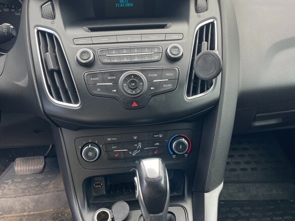 2018 Ford Focus III Рестайлинг, серый, 1150000 рублей - вид 8