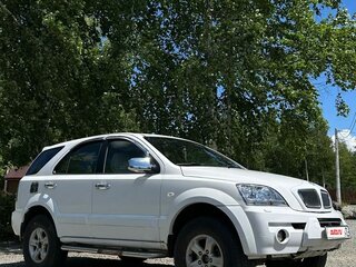 2003 Kia Sorento 4-speed I, белый, 650000 рублей, вид 3