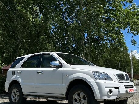 2003 Kia Sorento 4-speed I, белый, 650000 рублей, вид 3