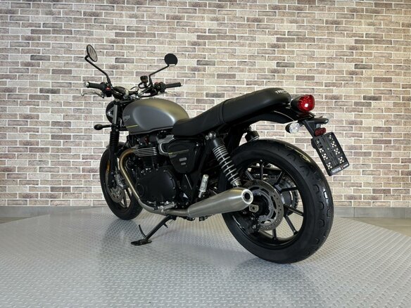 2022 Triumph Speed Twin, серый, 1021000 рублей - вид 7