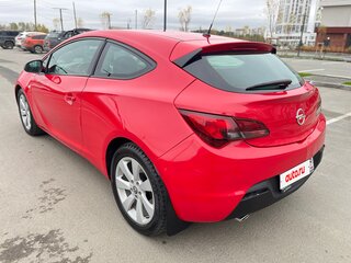 2013 Opel Astra GTC J Рестайлинг, красный, 650000 рублей, вид 3