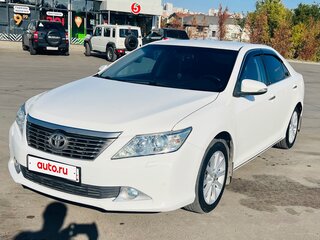 2012 Toyota Camry VII (XV50), белый, 1450000 рублей, вид 1