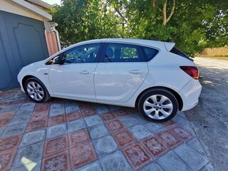 2014 Opel Astra J Рестайлинг, белый, 810000 рублей, вид 2