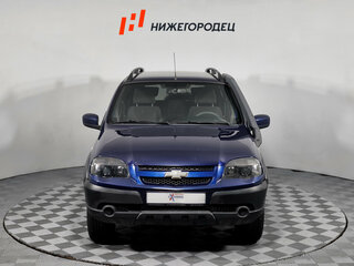 2017 Chevrolet Niva I Рестайлинг, синий, 633000 рублей, вид 2