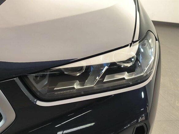 2025 BMW X6 40i III (G06) Рестайлинг, чёрный, 14630000 рублей - вид 18