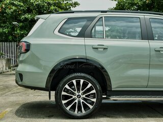 2026 Ford Everest III, серый, 8850429 рублей, вид 5