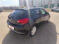 2013 Opel Astra J Рестайлинг, чёрный, 685000 рублей - вид 3