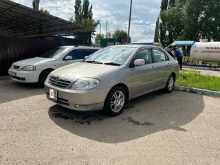 2000 Toyota Corolla IX (E120, E130), золотистый, 550000 рублей, вид 1