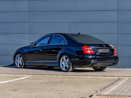 2010 Mercedes-Benz S-Класс 350 V (W221) Рестайлинг, чёрный, 1695000 рублей, вид 4