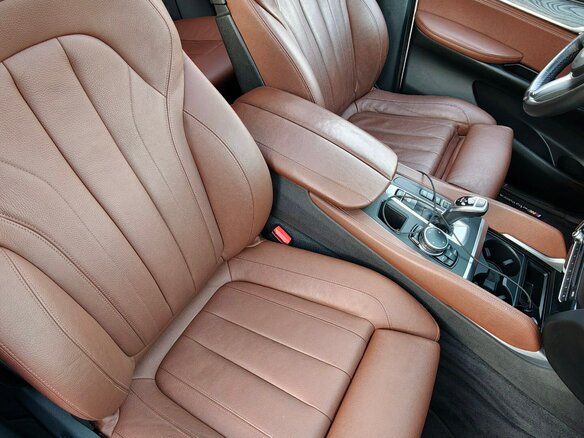 2016 BMW X6 40d II (F16), белый, 3780000 рублей - вид 13