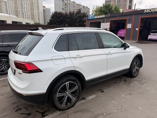 2019 Volkswagen Tiguan II, белый, 2650000 рублей, вид 3