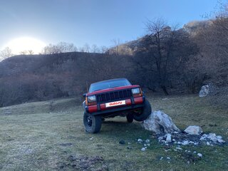 1996 Jeep Cherokee II (XJ), красный, 835000 рублей, вид 5