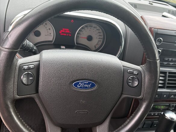 2008 Ford Explorer IV, чёрный, 1100000 рублей - вид 6