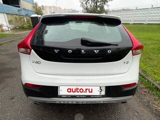 2017 Volvo V40 Cross Country I Рестайлинг, белый, 1850000 рублей, вид 2