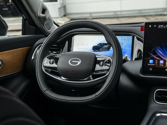 2025 GAC Trumpchi S9, чёрный - вид 10