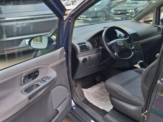 2006 Volkswagen Sharan I Рестайлинг 2, синий, 880000 рублей, вид 5