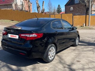 2011 Kia Rio III, чёрный, 870000 рублей, вид 4