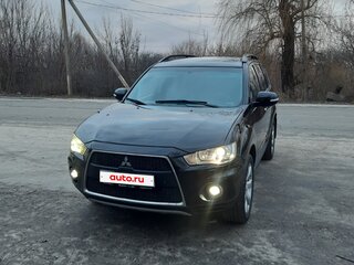 2011 Mitsubishi Outlander II Рестайлинг, чёрный, 1300000 рублей, вид 1
