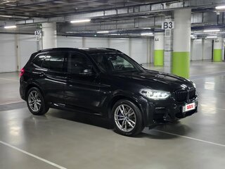 2020 BMW X3 20i xDrive III (G01), чёрный, 4300000 рублей, вид 3