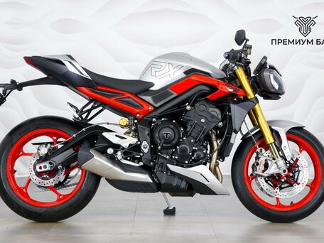 2026 Triumph Street Triple, серебристый, 1699000 рублей, вид 1