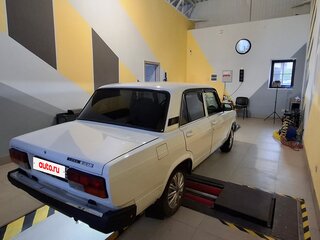 2004 Lada (ВАЗ) 2107, белый, 160000 рублей, вид 2