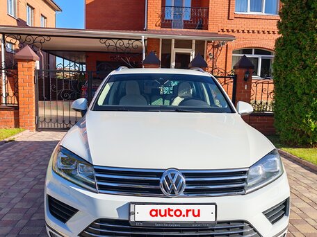 2015 Volkswagen Touareg II Рестайлинг, белый, 2550000 рублей, вид 3