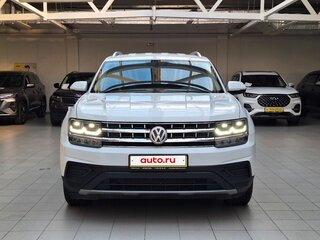 2018 Volkswagen Teramont I, белый, 2950000 рублей, вид 2