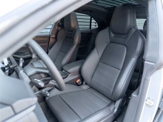2026 Porsche Macan Turbo II, серый, 18749000 рублей, вид 5