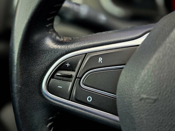 2018 Renault Megane IV, чёрный, 1075000 рублей - вид 17