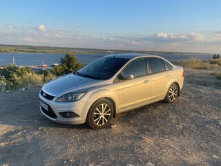 2011 Ford Focus II Рестайлинг, серебристый, 640000 рублей, вид 4
