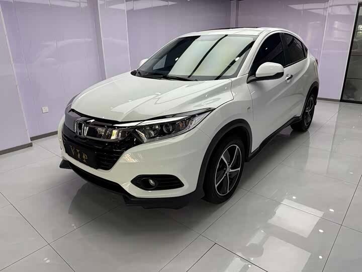 Открыть фотографии: Honda Vezel I Рестайлинг