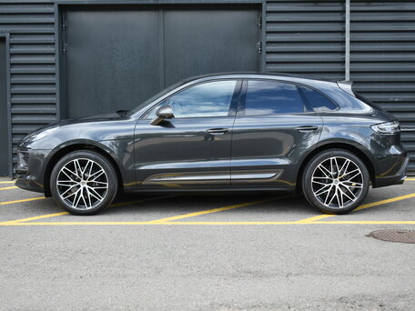 2026 Porsche Macan I Рестайлинг 2, серый, 14490000 рублей, вид 4