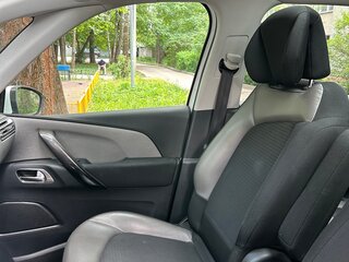 2017 Citroen C4 Picasso Grand II Рестайлинг, белый, 1480000 рублей, вид 4
