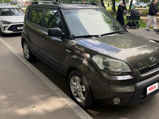 2011 Kia Soul I, коричневый, 750000 рублей, вид 1