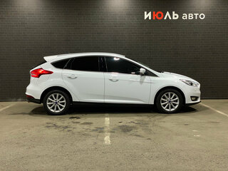 2018 Ford Focus III Рестайлинг, белый, 1180000 рублей, вид 4