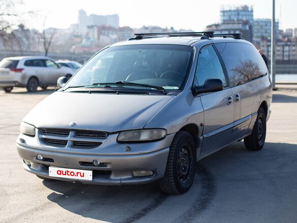 1998 Chrysler Voyager Grand III, серый, 190000 рублей - вид 1