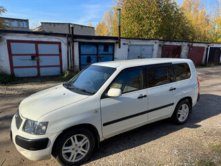 2003 Toyota Succeed I, белый, 425000 рублей, вид 3