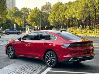 2022 Volkswagen Lamando L II, красный, 1699002 рублей, вид 4
