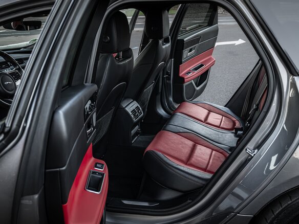 2019 Jaguar XF II, серый, 3000000 рублей - вид 22