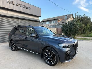 2020 BMW X7 40i I (G07), серый, 6530000 рублей, вид 4