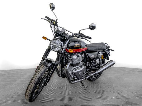 2026 Royal Enfield Interceptor 650, чёрный, 699000 рублей, вид 4