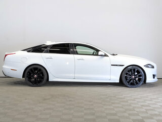 2016 Jaguar XJ IV (X351) Рестайлинг, белый, 3480000 рублей, вид 4