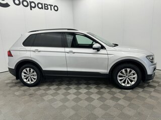 2019 Volkswagen Tiguan II, серебристый, 2150000 рублей, вид 4
