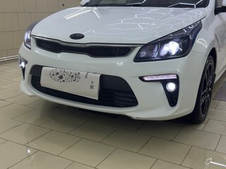2019 Kia Rio IV, белый, 1500000 рублей, вид 3