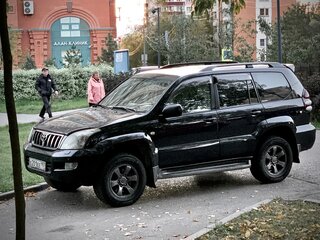 2008 Toyota Land Cruiser Prado 5-speed 120 Series Рестайлинг, чёрный, 2150000 рублей, вид 2